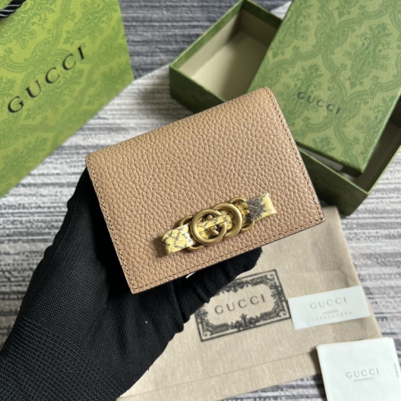 G*u*i wallets & purse